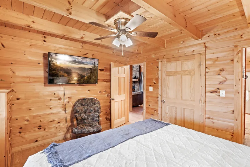 Lower king bedroom with smart TV